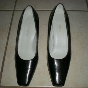 LIZ CLAIBORNE NATION BLACK SHOE SIZE 7 M